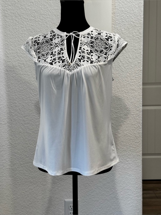 White House Black Market Tops - White House black market White Lace Yoke Women's Top. Size small NWT